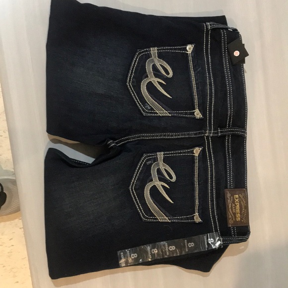 Express Jeans - Picture 2 of 3
